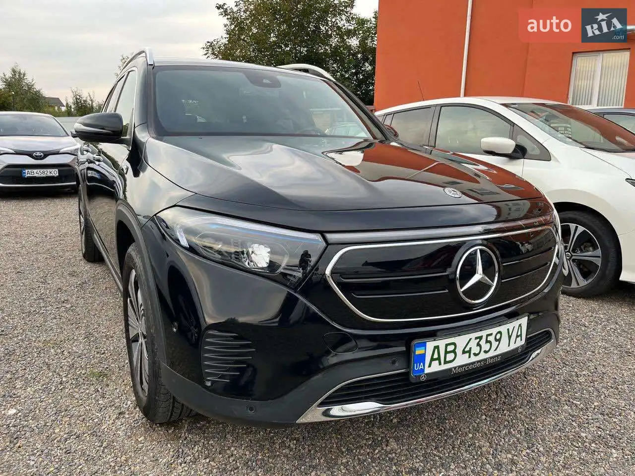 2022 Mercedes-Benz EQB - мініатюра 3
