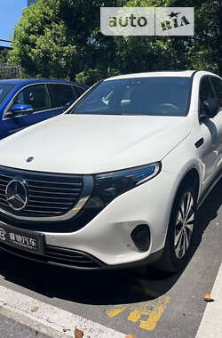 Mercedes-Benz EQC  2020