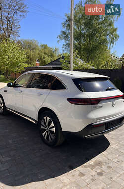Mercedes-Benz EQC  2021