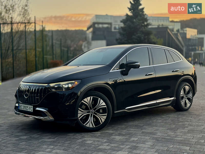 Mercedes-Benz EQE SUV