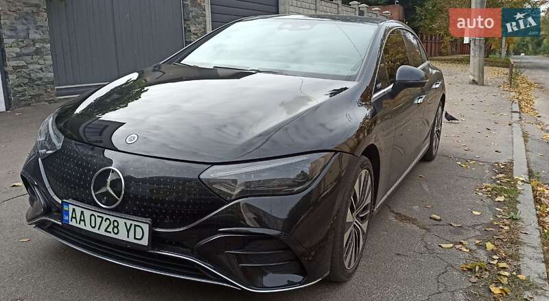 Легковые Mercedes-Benz EQE