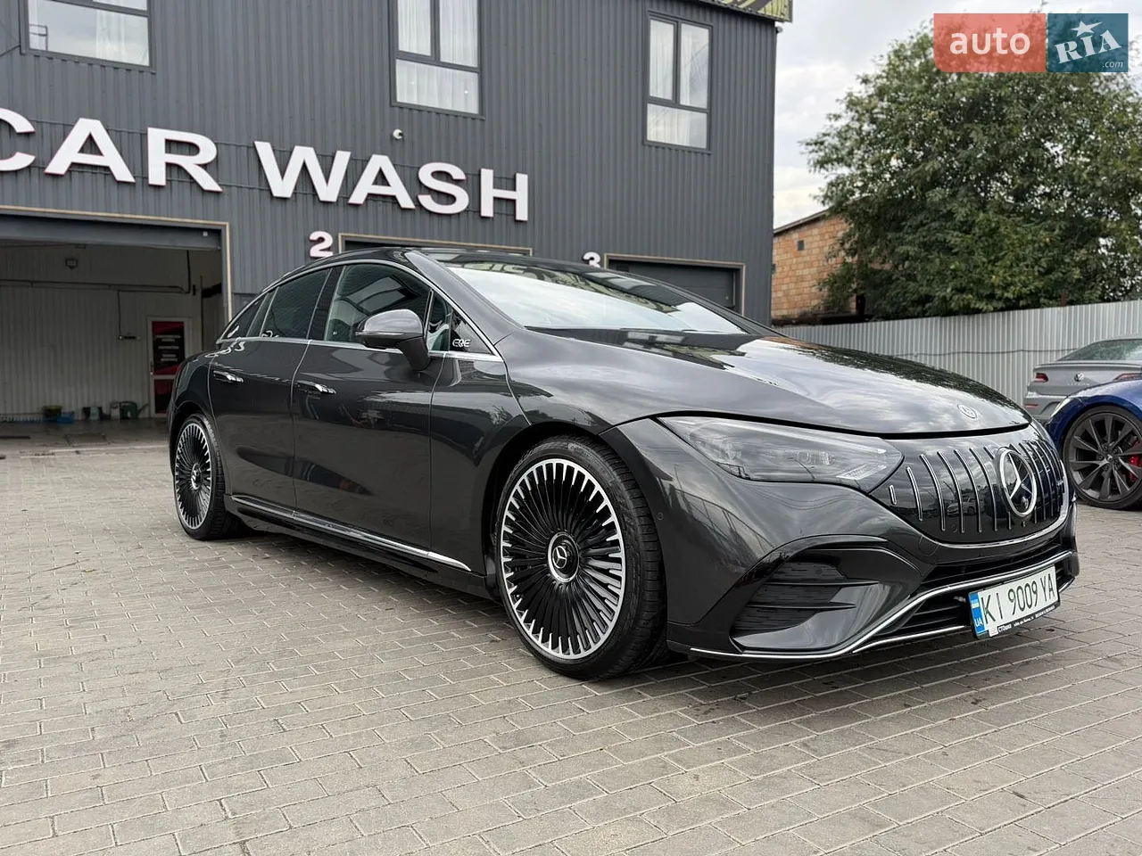 2022 Mercedes-Benz EQE - мініатюра 3