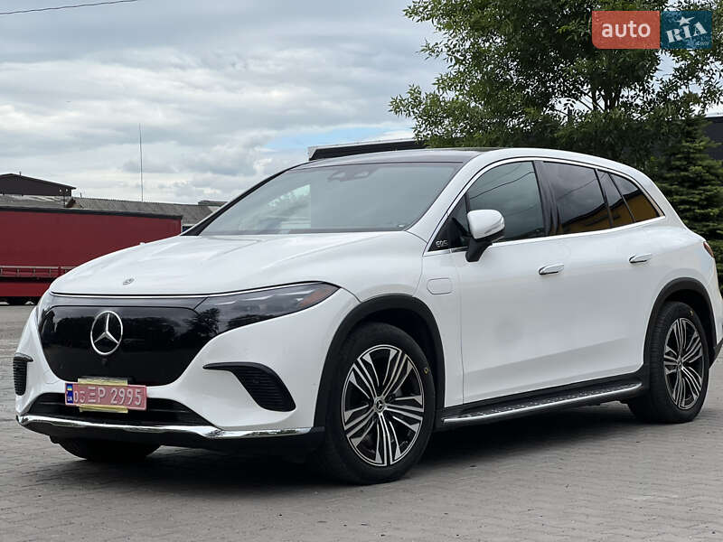 Mercedes-Benz EQS SUV