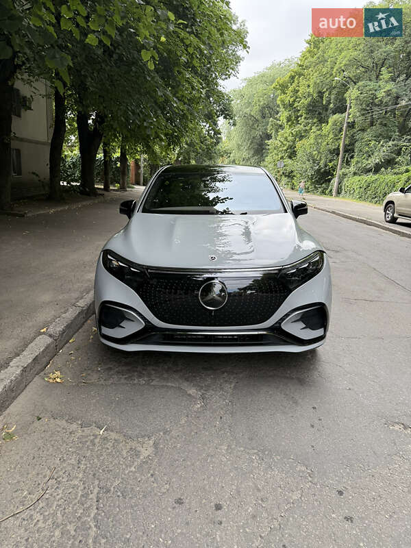 Mercedes-Benz EQS SUV