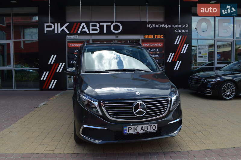 Мінівен Mercedes-Benz EQV