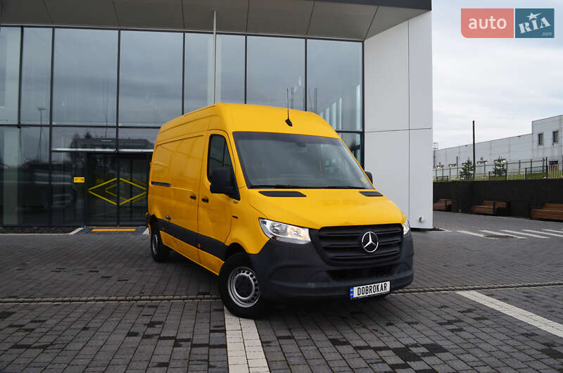 Грузовой фургон Mercedes-Benz eSprinter