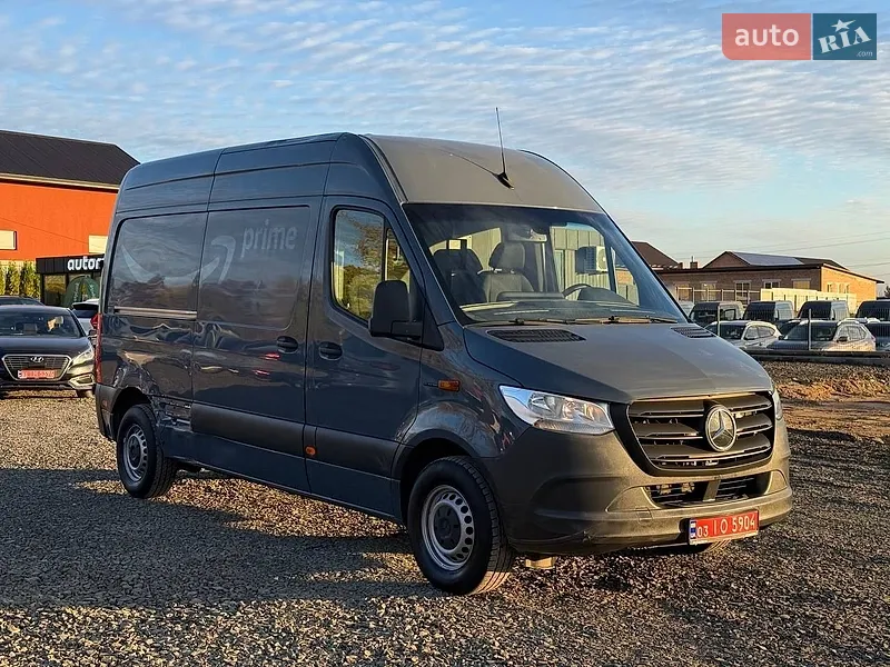 Mercedes-Benz eSprinter 2021