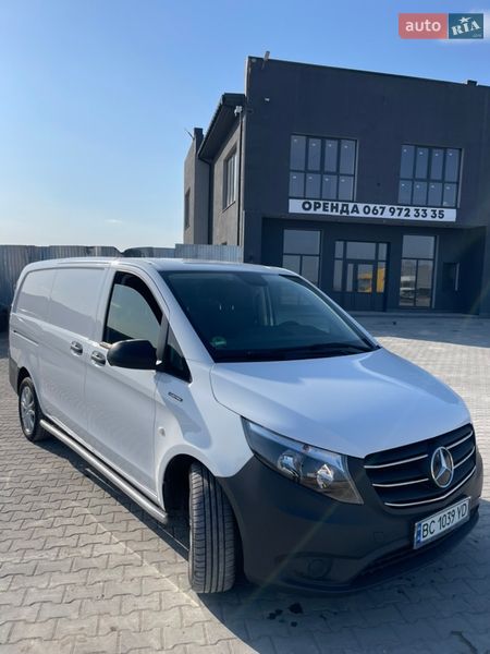 Микроавтобус грузовой (до 3,5т) Mercedes-Benz eVito