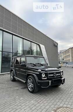 Mercedes-Benz G-Class  2010