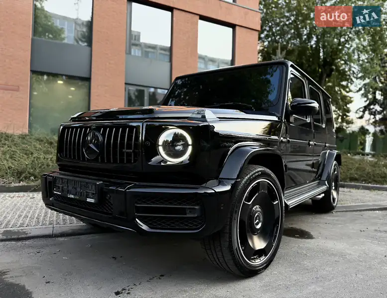 Mercedes-Benz G-Class