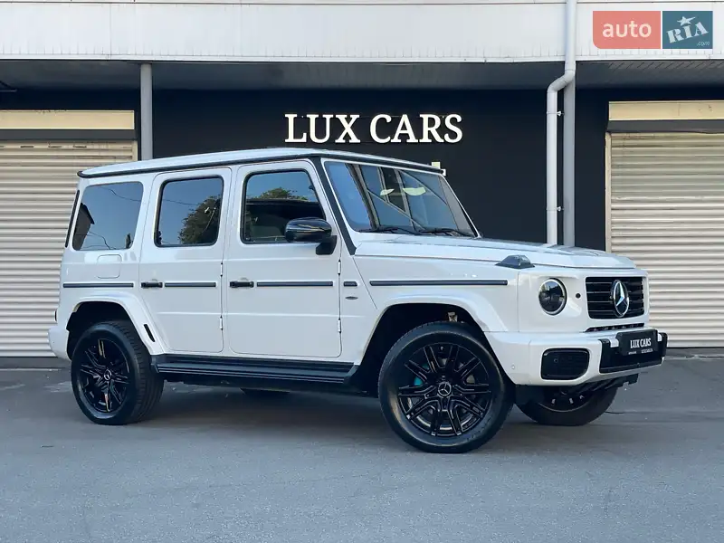 Mercedes-Benz G-Class