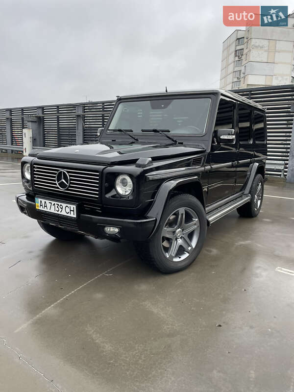 Mercedes-Benz G-Class