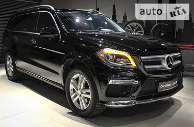 Mercedes-Benz GL-Class 4MATIC 2013