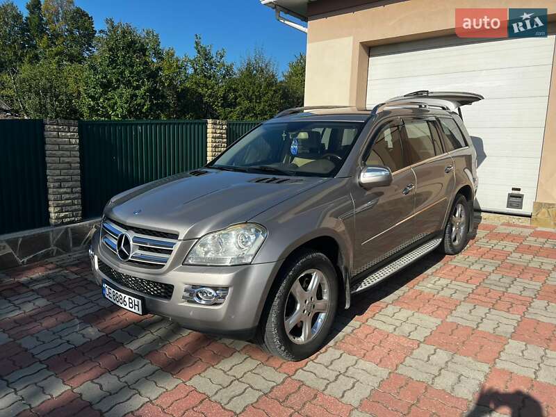 Mercedes-Benz GL-Class