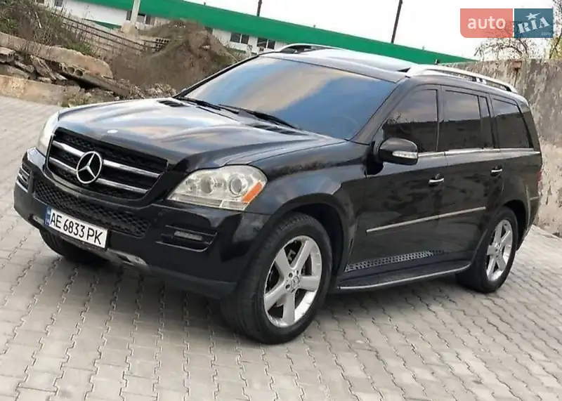 Mercedes-Benz GL-Class