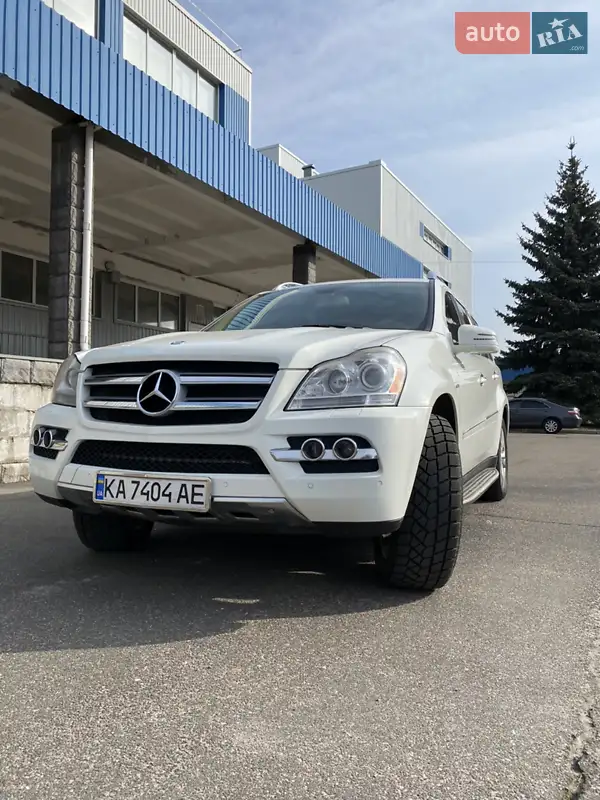 Mercedes-Benz GL-Class