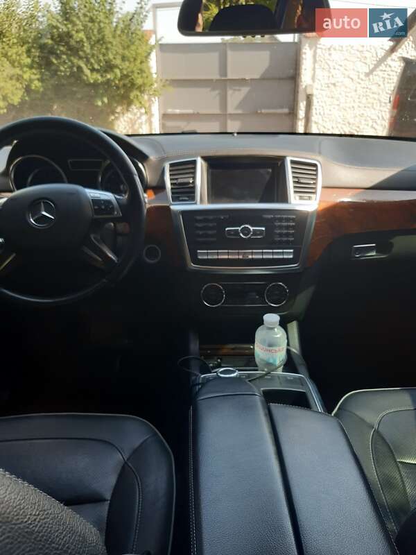 Mercedes-Benz GL-Class