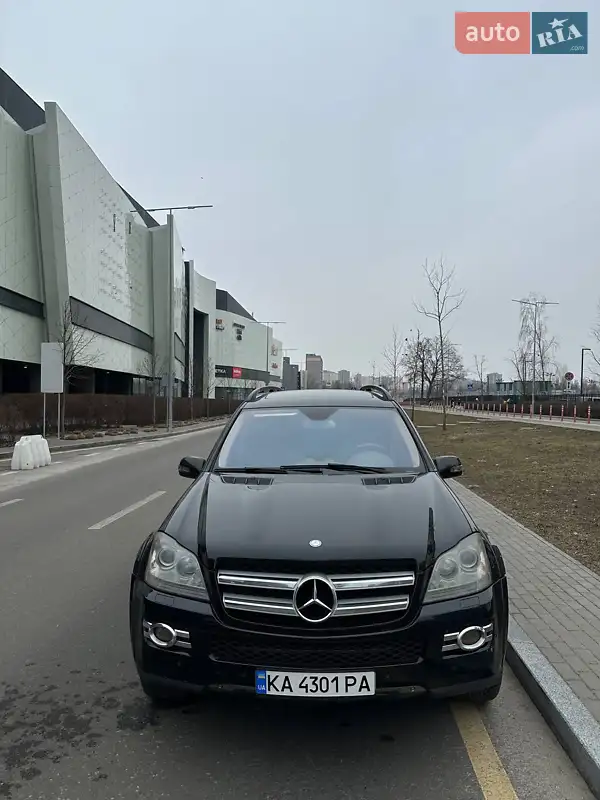Mercedes-Benz GL-Class