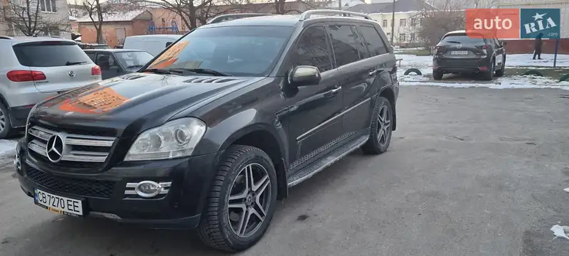 Mercedes-Benz GL-Class