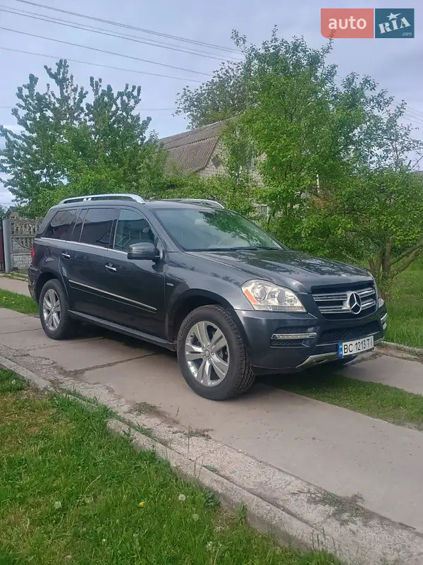 Mercedes-Benz GL-Class