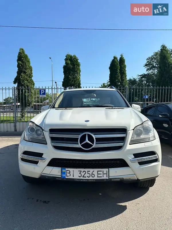 Mercedes-Benz GL-Class