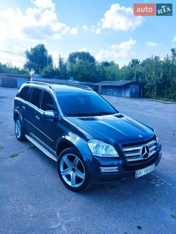 Mercedes-Benz GL-Class