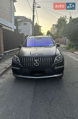 Mercedes-Benz GL-Class  2012