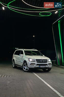 Mercedes-Benz GL-Class  2011