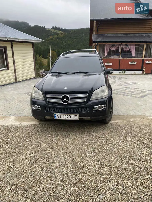 Mercedes-Benz GL-Class