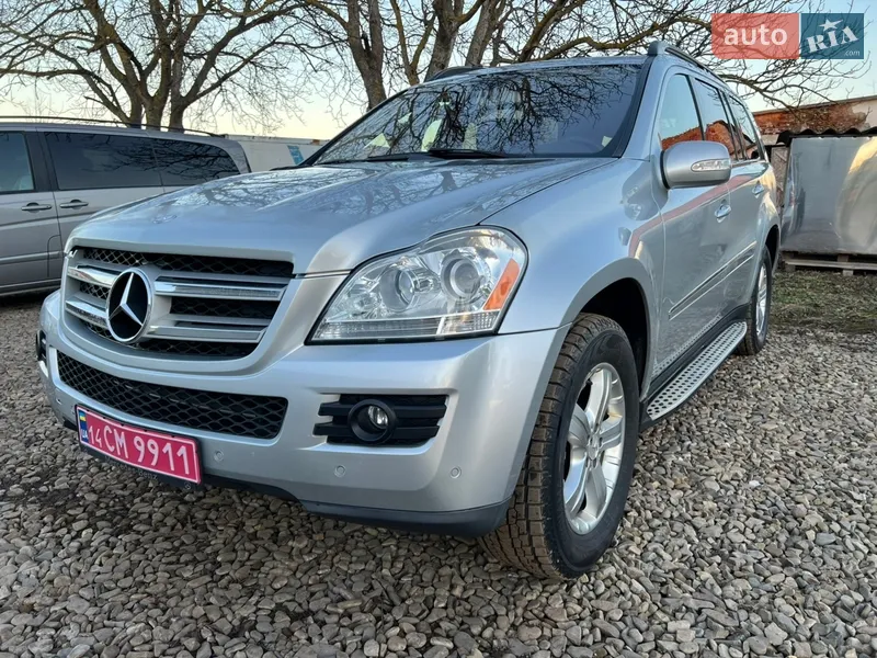 Mercedes-Benz GL-Class