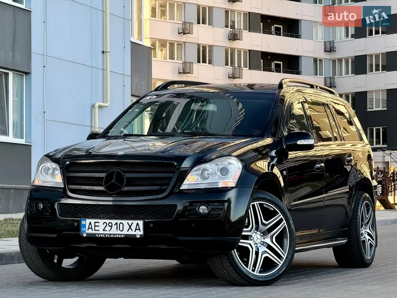 Mercedes-Benz GL-Class