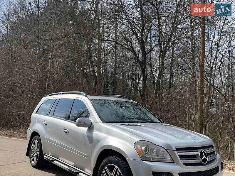 Mercedes-Benz GL-Class