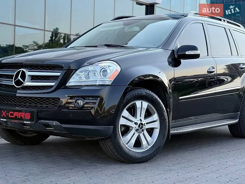Mercedes-Benz GL-Class