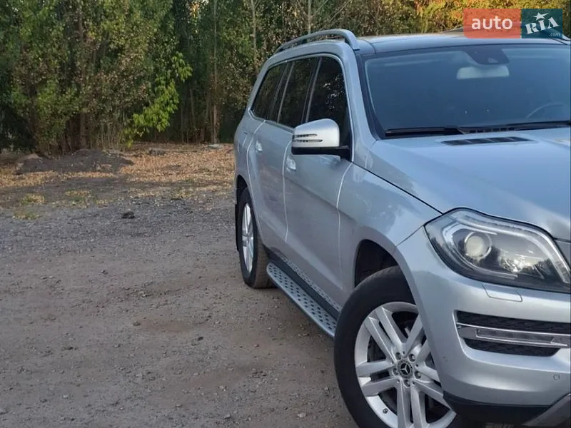 Mercedes-Benz GL-Class
