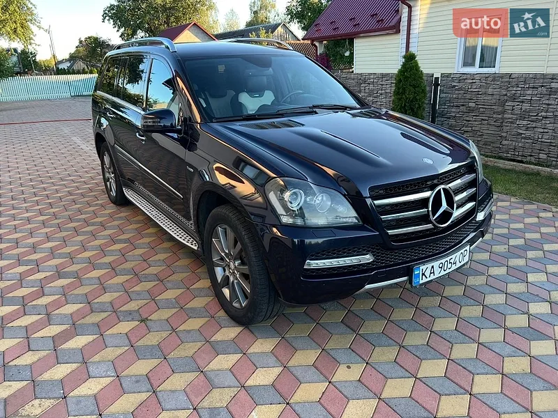 Mercedes-Benz GL-Class 2012