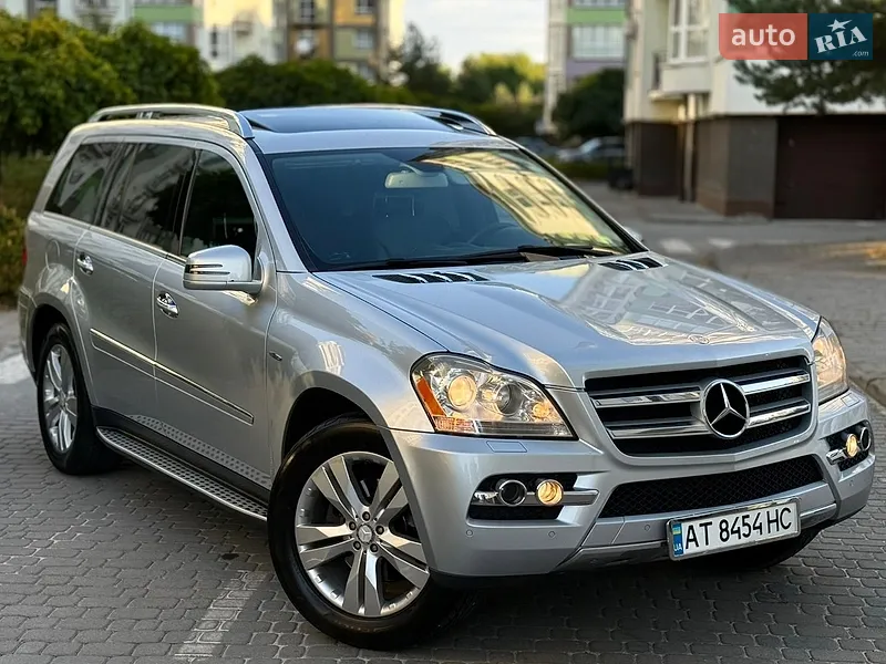 Mercedes-Benz GL-Class 2011