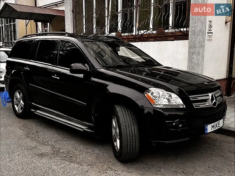 Mercedes-Benz GL-Class