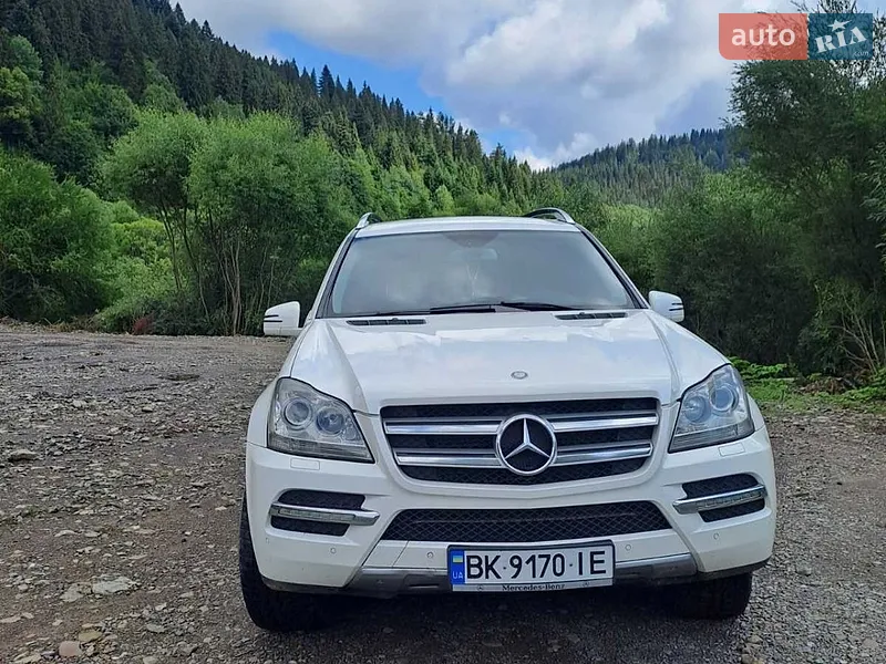 Mercedes-Benz GL-Class