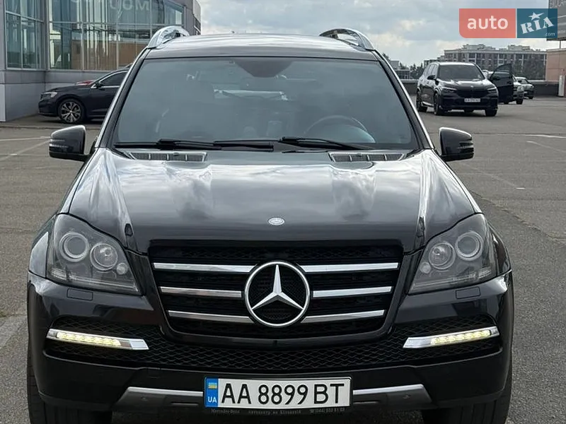 Mercedes-Benz GL-Class 2012