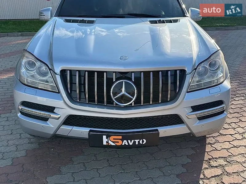 Mercedes-Benz GL-Class 2011