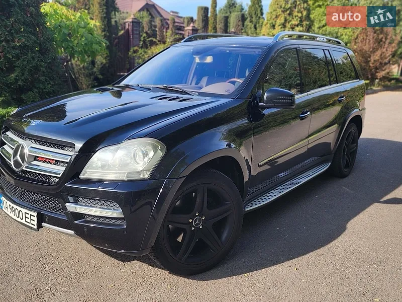Mercedes-Benz GL-Class