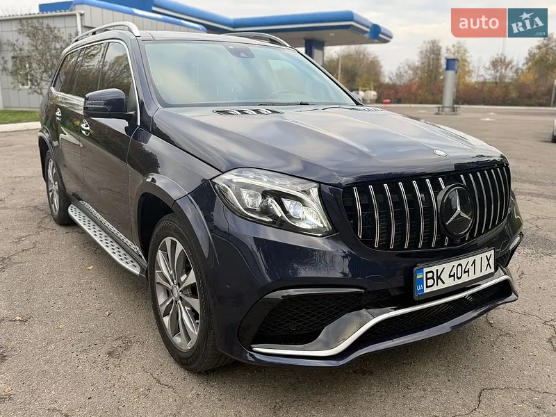 Mercedes-Benz GL-Class