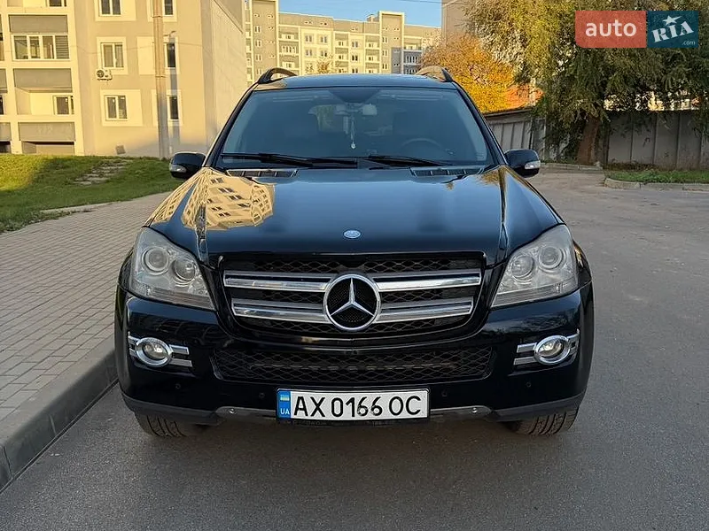 Mercedes-Benz GL-Class