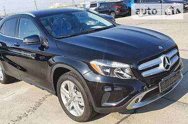 Mercedes-Benz GLA-Class  2015