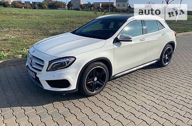 Mercedes-Benz GLA-Class  2016