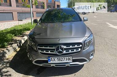 Mercedes-Benz GLA-Class  2017