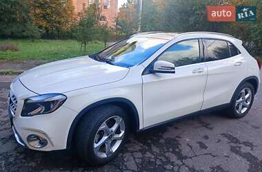 Mercedes-Benz GLA-Class  2017