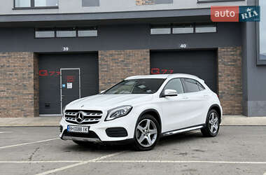 Mercedes-Benz GLA-Class  2018