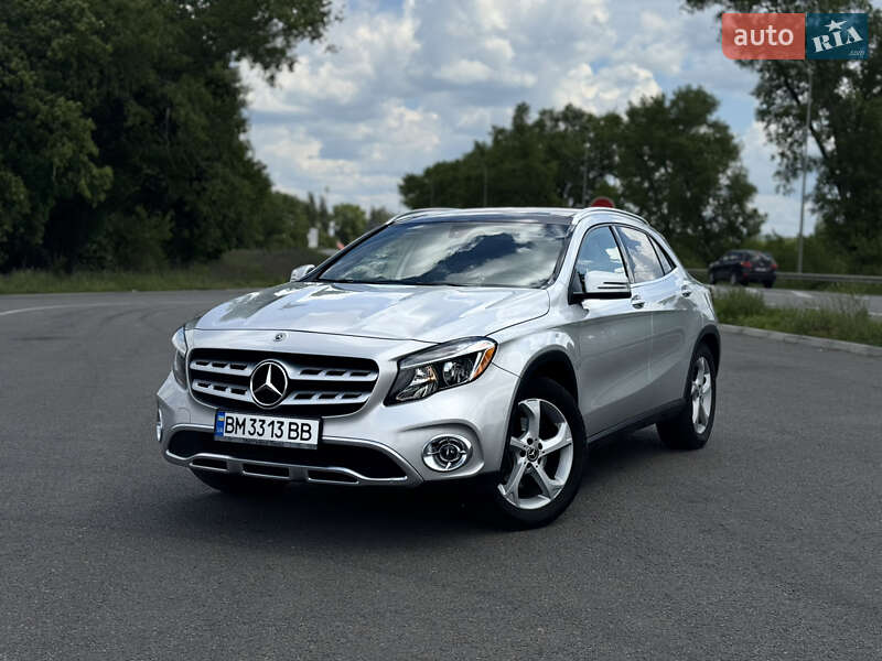 Mercedes-Benz GLA-Class