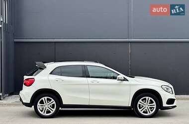 Mercedes-Benz GLA-Class  2015